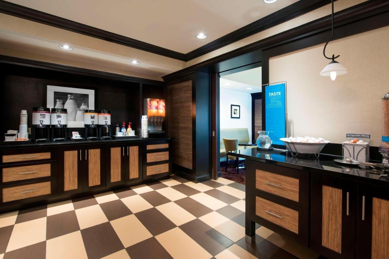 Hampton Inn & Suites Crawfordsville Bagian luar foto