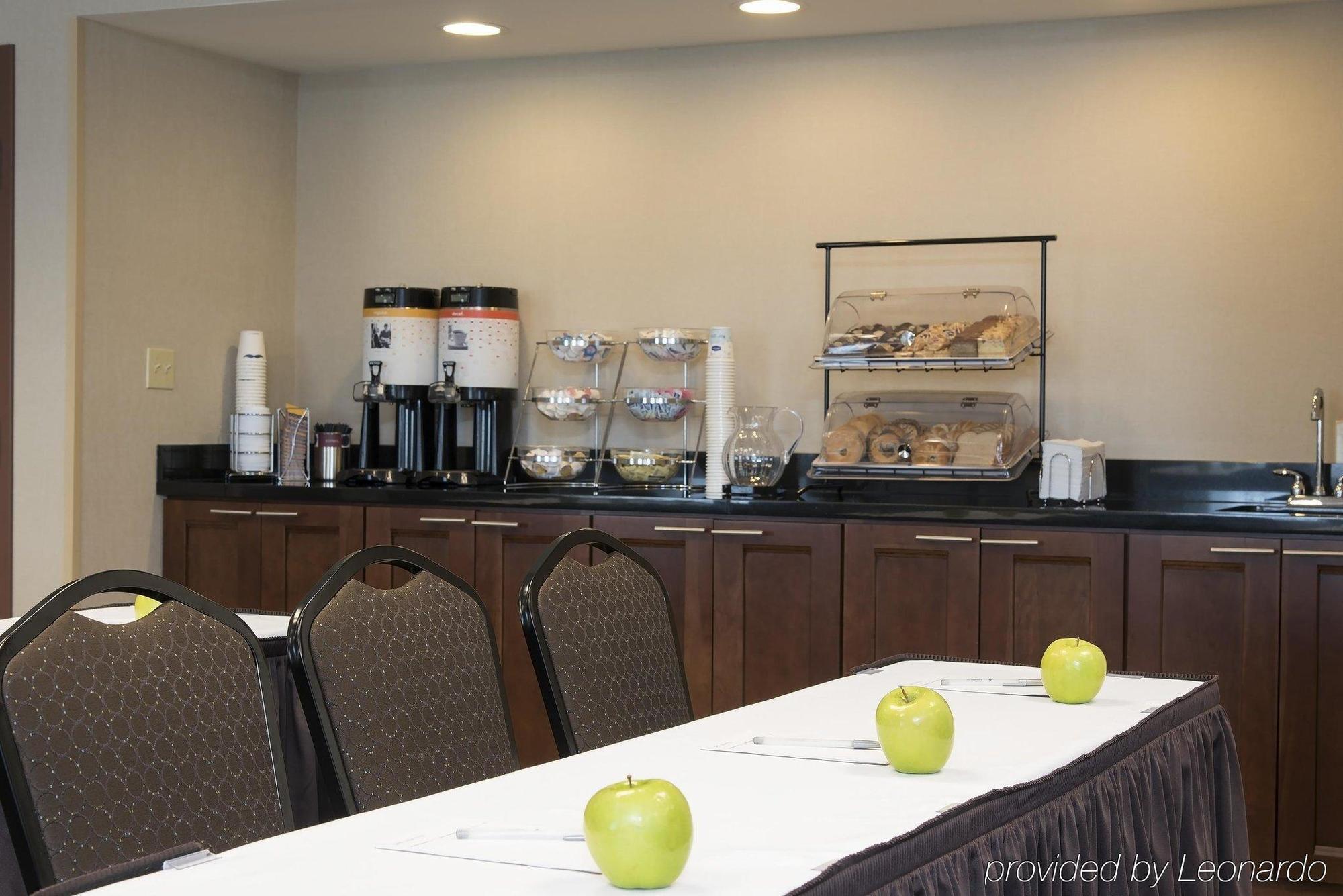 Hampton Inn & Suites Crawfordsville Bagian luar foto