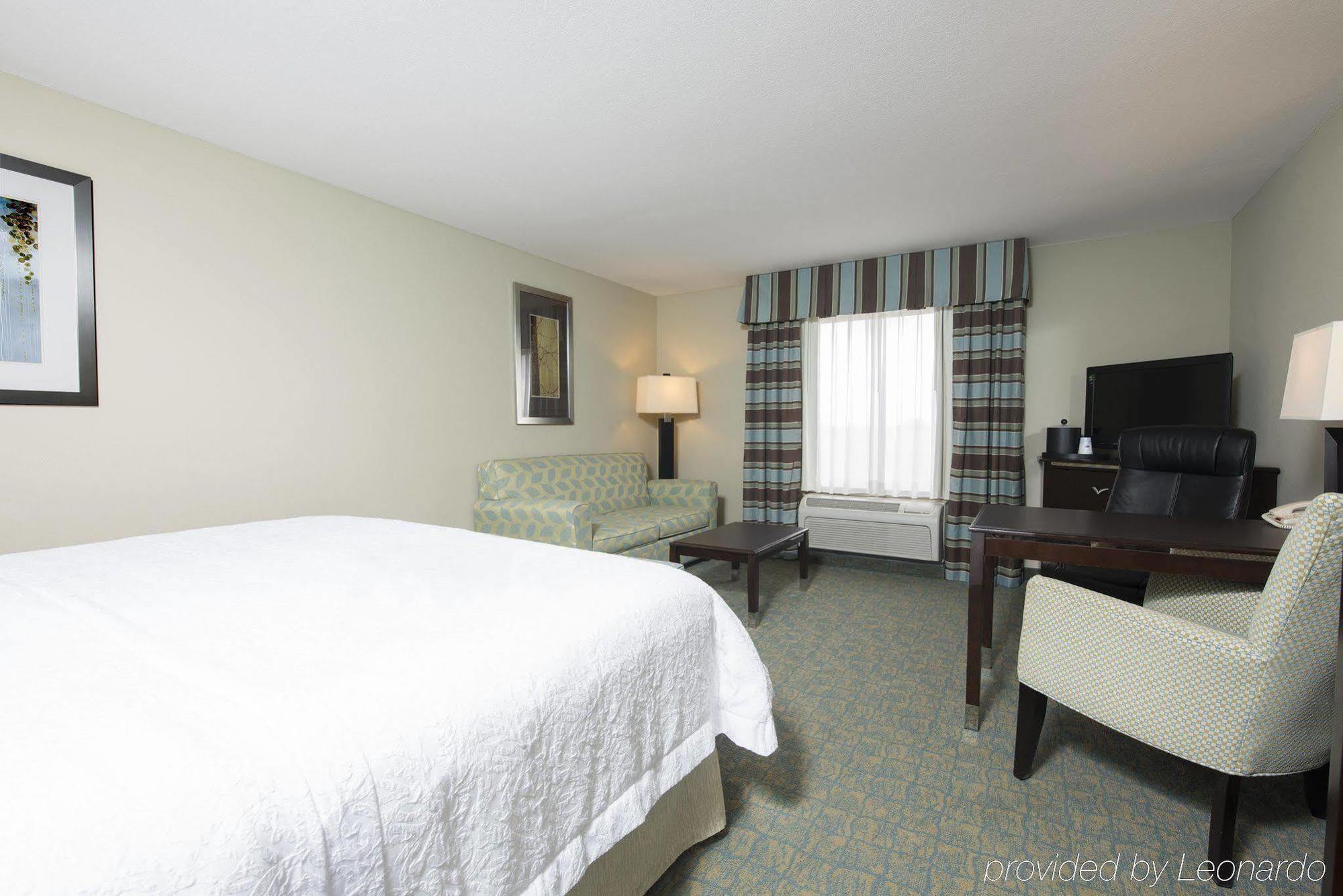 Hampton Inn & Suites Crawfordsville Bagian luar foto